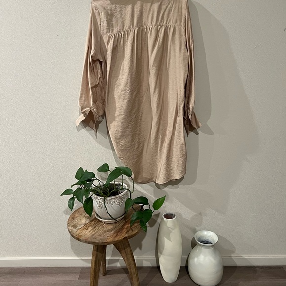 Long sleeve button down blouse oversized women’s - Picture 3 of 5